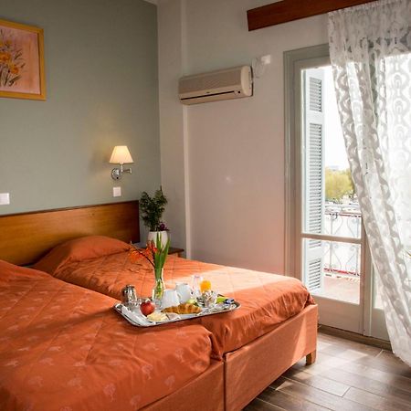 Togias Hotel Aegina Bagian luar foto